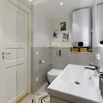 Cozy 1-bedroom In The Centre Appartamento *