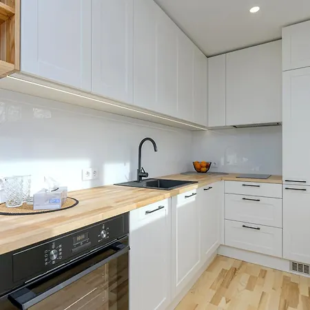 Cozy 1-bedroom In The Centre Lägenhet *