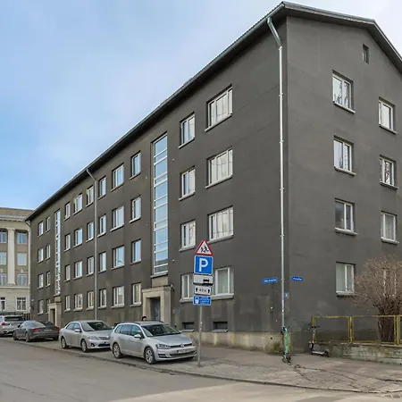 Daire Cozy 1-bedroom In The Centre Tallinn