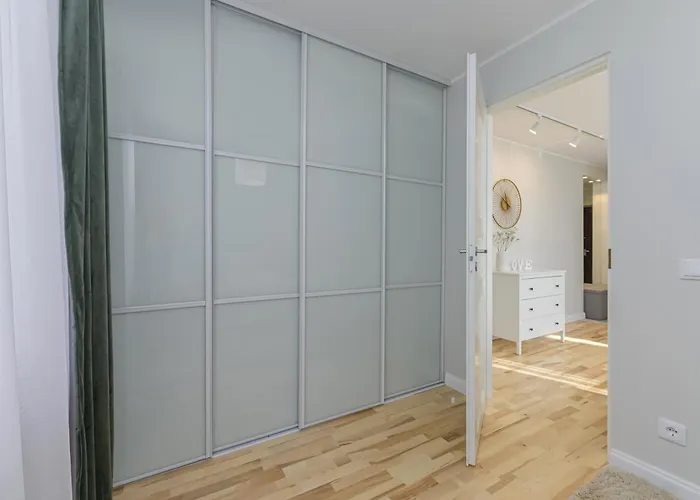 Cozy 1-bedroom In The Centre *