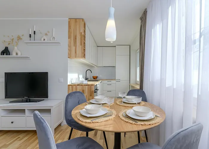 Cozy 1-bedroom In The Centre 公寓 *