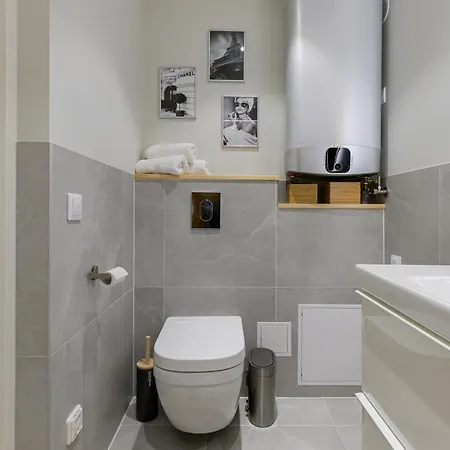 Cozy 1-bedroom In The Centre